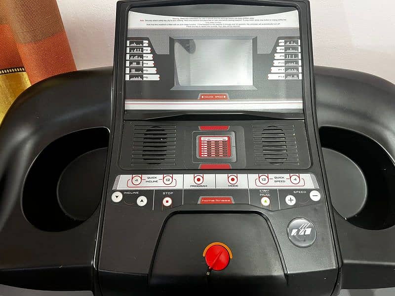 Treadmill with full advanced features 3