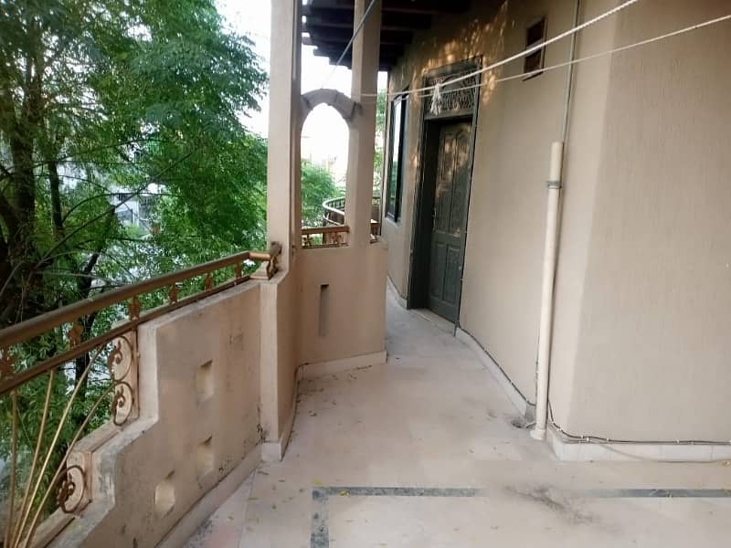 12 Marla Ground portion For Rent G15 Islamabad 4