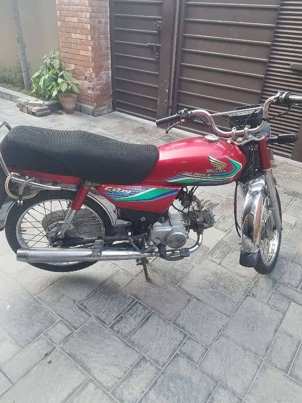 Honda cd 70. 4