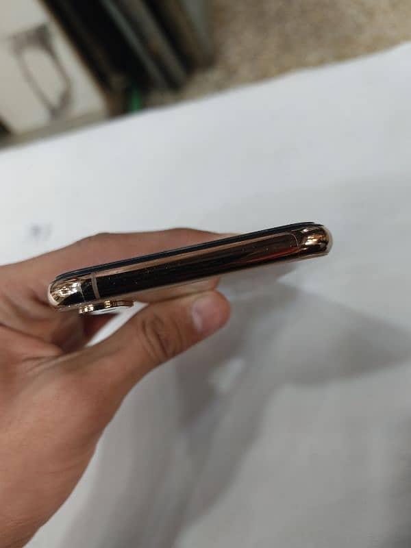 IPHONE XS 256GB NON PTA 100% OK 4