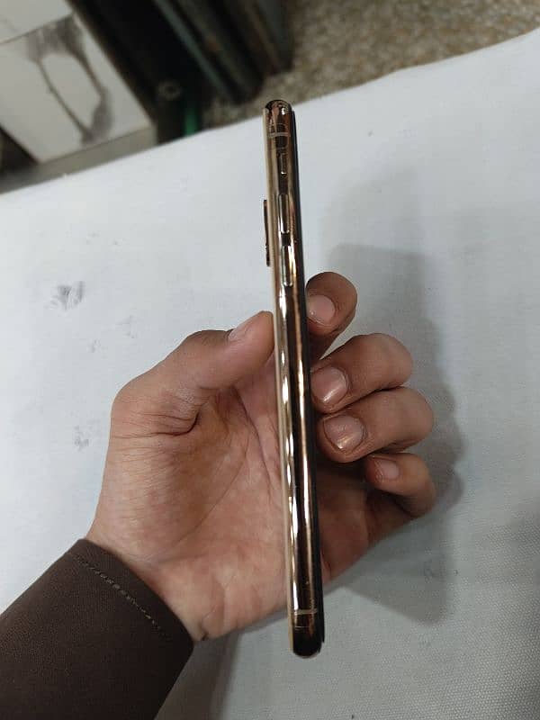 IPHONE XS 256GB NON PTA 100% OK 5