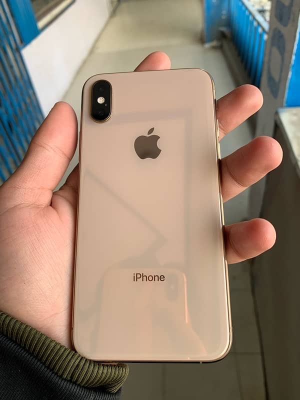 iphone xs 1