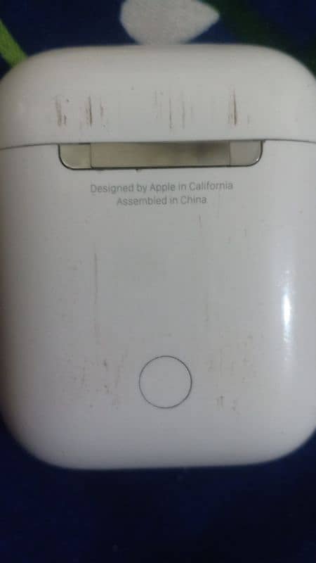 apple airpod first generation 2