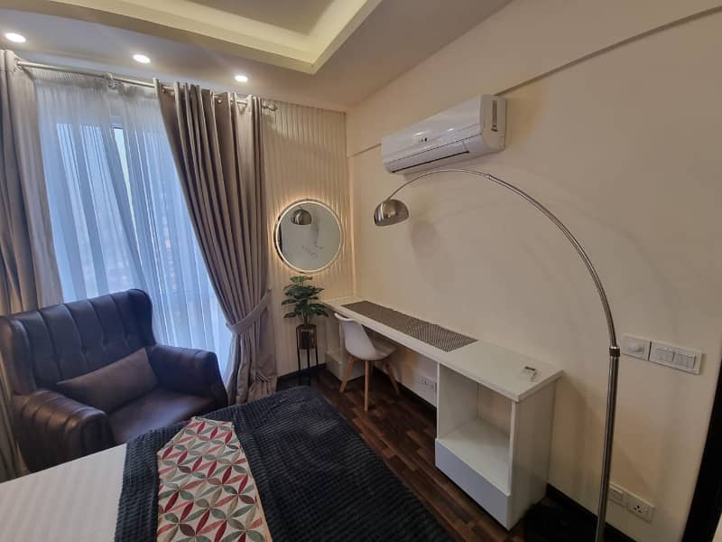 Luxury Furnished 1 Bedroom flat For Perday or Perweek in Islamabad 9