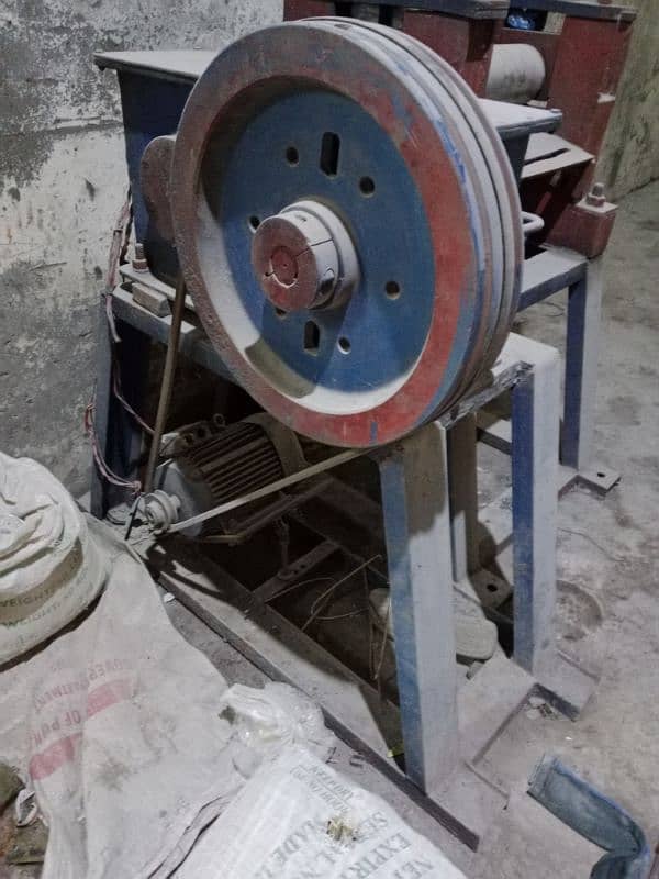 Straighter Roola Machine contact number 03005449907 2