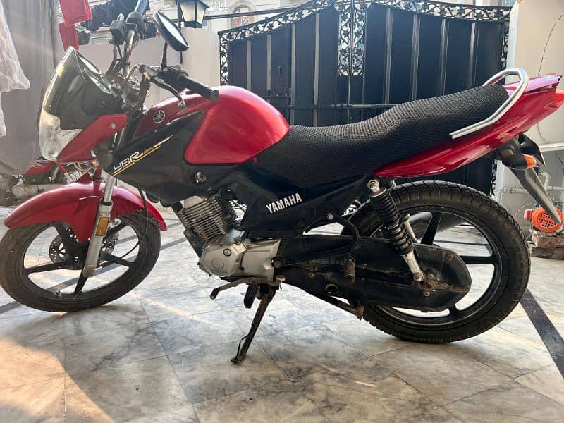 YAMAHA YBR 125 1