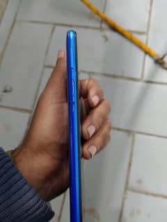 realme 5     4/64 dabba charger b mil jax ga