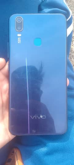 vivo y11