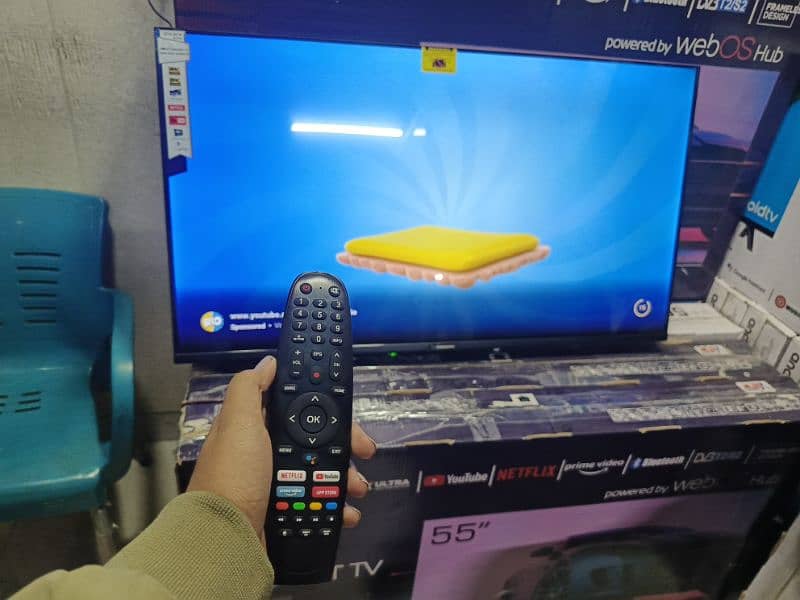 43,,inch Samsung Smart Led Tv New Model  3year waranty 03227191508 4