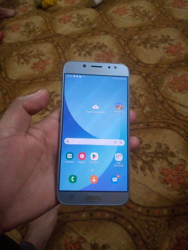 Samsung J7pro lush condition 0