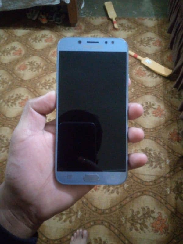 Samsung J7pro lush condition 8