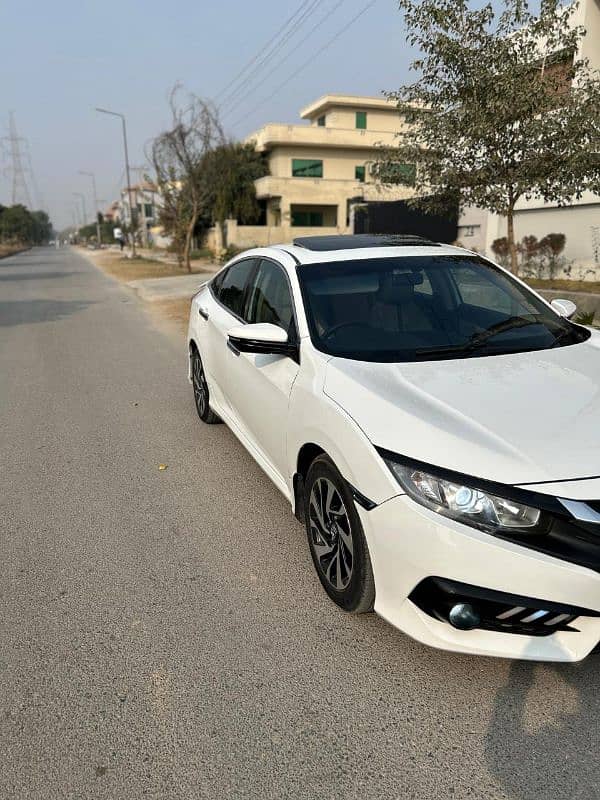 Honda Civic Oriel 2017 6