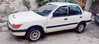 Mitsubishi Lancer 1989