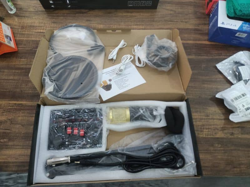 BM800 V8 Microphone Kit with V8 Sound Card 1