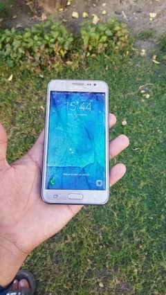 Samsung Galaxy J5 8GBb  1.5RAM 03053304098 WhatsApp  NIC only mobile