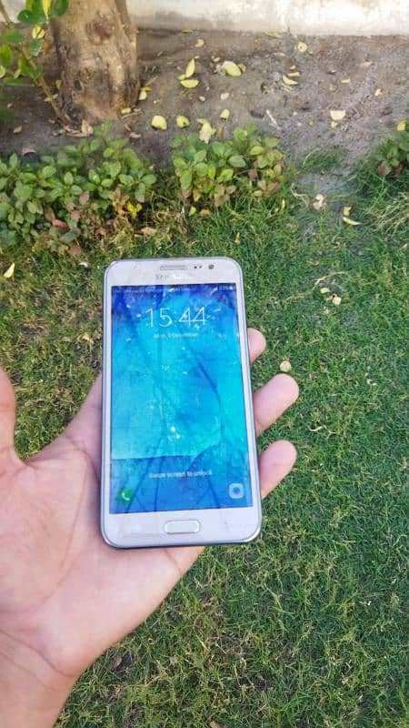 Samsung Galaxy J5 8GBb  1.5RAM 03053304098 WhatsApp  NIC only mobile 12