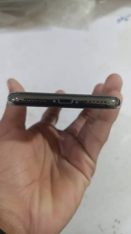 iPhone X 256gb bypass 7