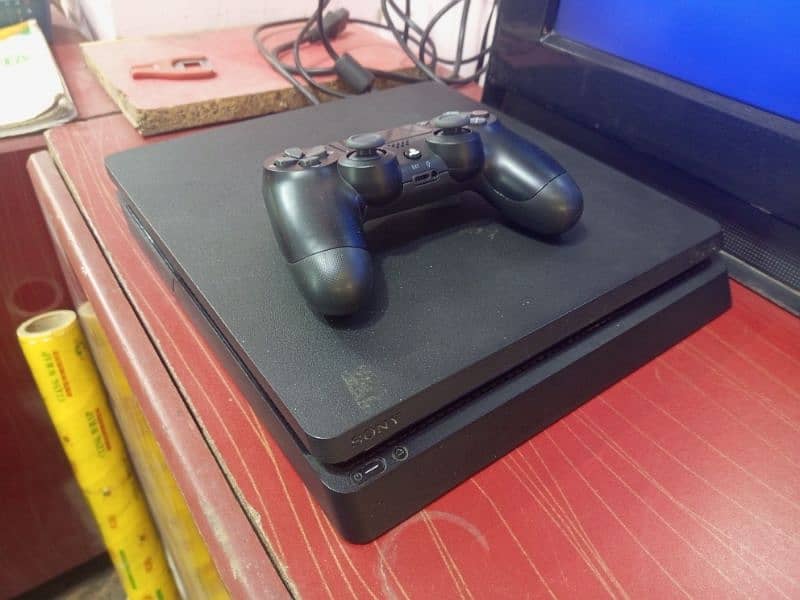 Ps4 slim jailbreak 1TB with choice games 0