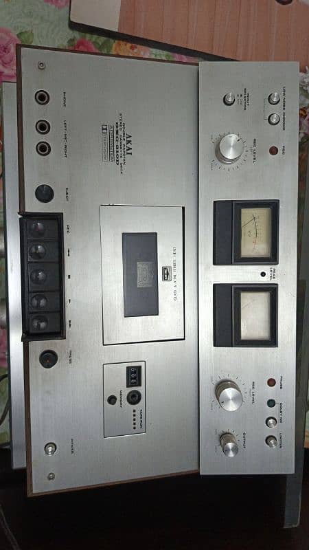 Collector Sansui and AKAI Deck 1