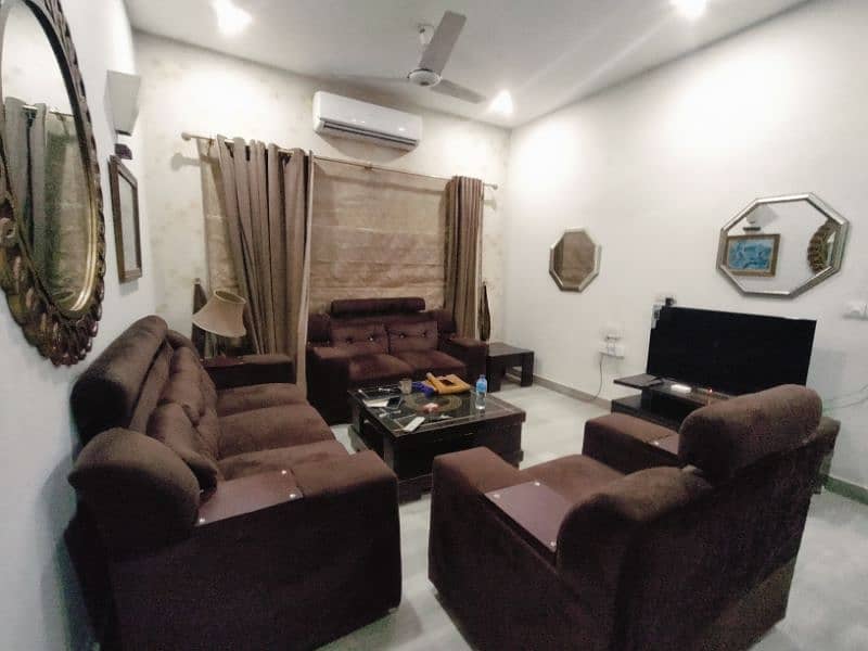 Nice 5 Marla Fully Furnished House Available For Short-Long Term. 0