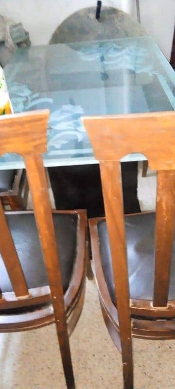 sheesham wood dining table (urgent selling) 0