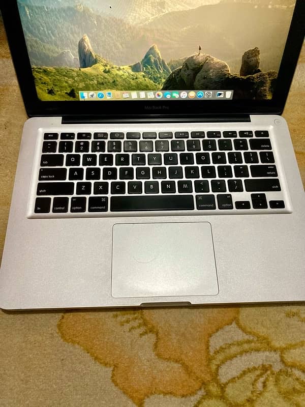 MacBook Pro (2009/2010 Model) | 10/9 Condition 1