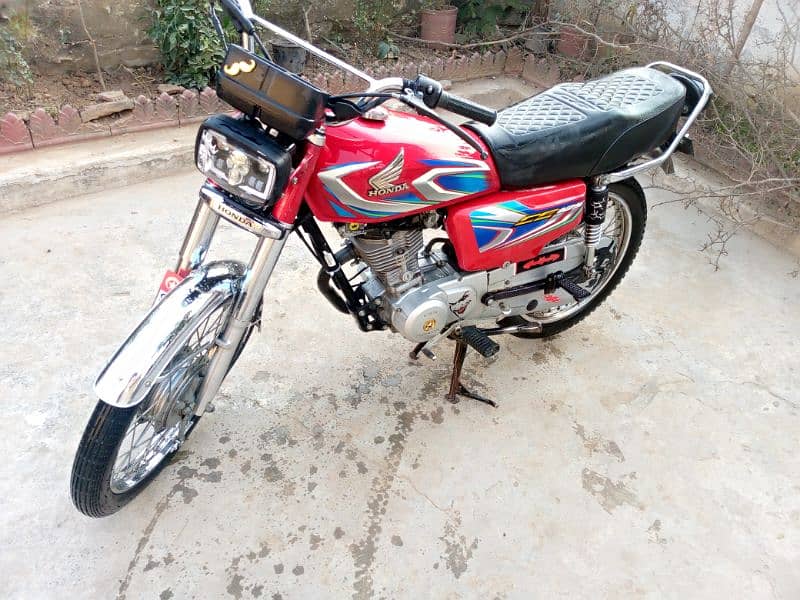 Honda 125 for sale Islamabad number good condition 0