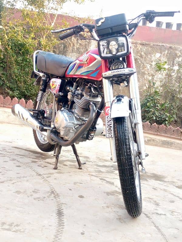 Honda 125 for sale Islamabad number good condition 5