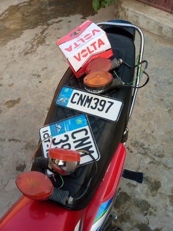 Honda 125 for sale Islamabad number good condition 7