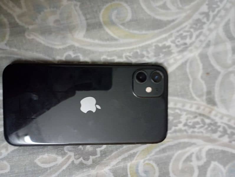 Iphone 11 for urgent sale 2