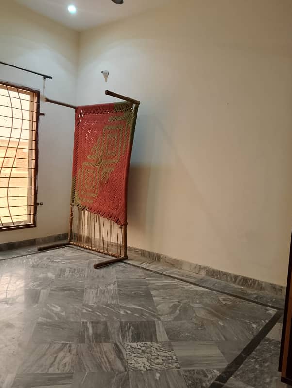 2 Bad Flat For Rent in Johar Town Near UCP University For Silent Office or Bachlors 2