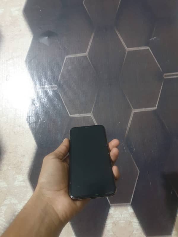 Iphone Xs pta GOLD 1