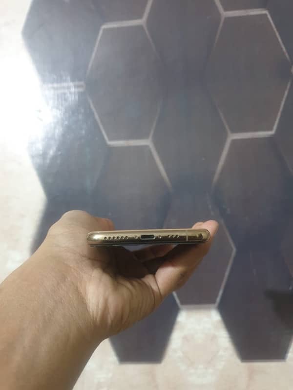 Iphone Xs pta GOLD 2