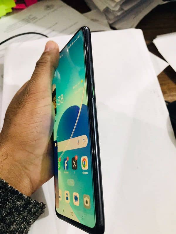 Oppo Reno 6     I  8+8/128 2