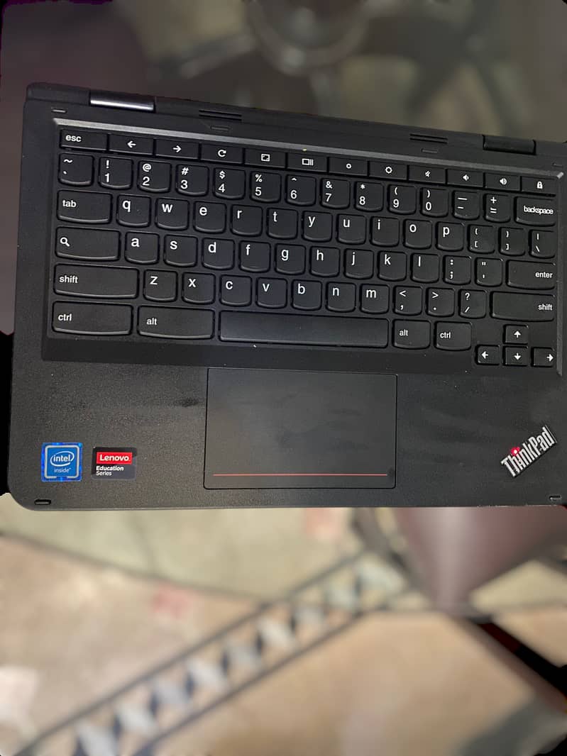 Lenovo yoga Chromebook 5