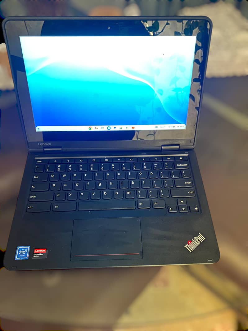 Lenovo yoga Chromebook 9