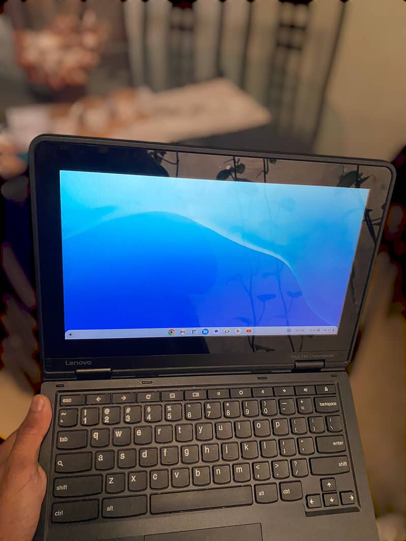 Lenovo yoga Chromebook 15