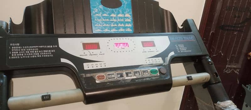 health track 9200S treadmill for sale 3