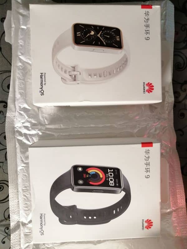 Huawei Band 9 New box packing with all accessories, color black&white 0