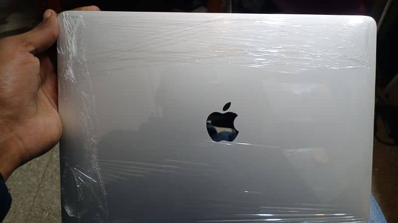 macbook pro 2020 m1 intel m2 m3 m4 2