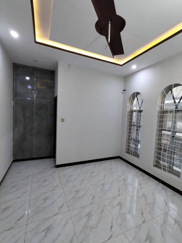 BRAND NEW LUXURIOUS HOUSE AVAILABLE AT GATED SOCIETY 9