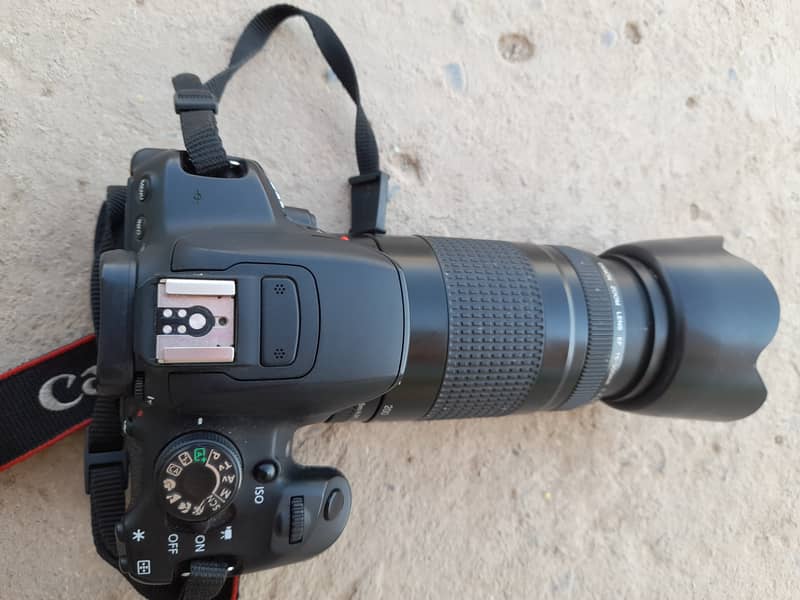 CANAN 700D DSLR CAMERA 0