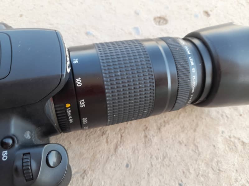 CANAN 700D DSLR CAMERA 6