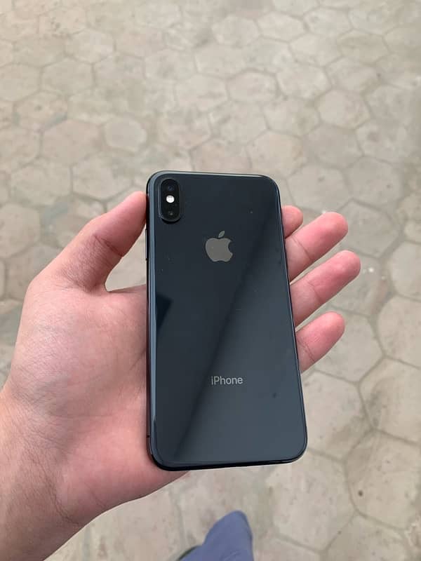 iPhone XS 0