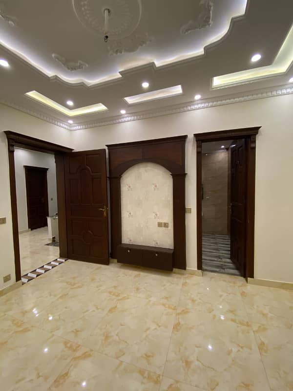 5 MARLA BEAUTIFUL SPANISH DESIGN MODERN HOUSE IS AVAILABLE FOR SALE IN DHA PHASE 11 RAHBAR SECTOR 2 3