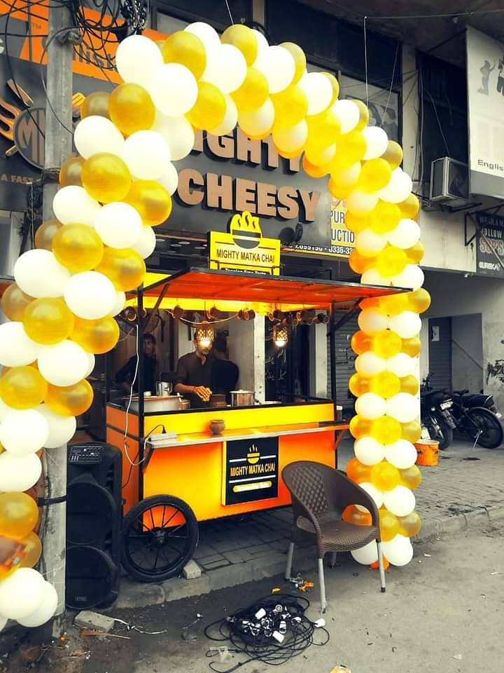 Yellow Color Food Cart 1