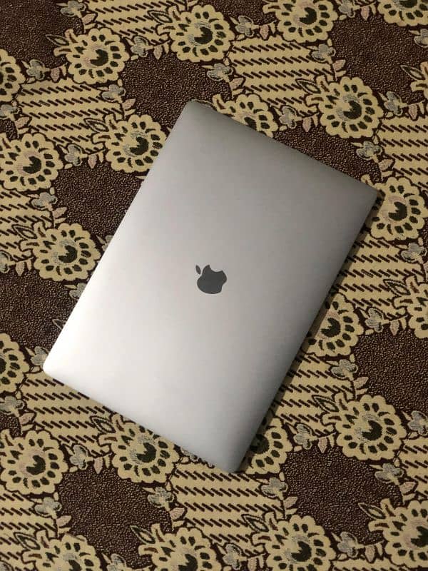 Apple Macbook Pro 2019 0