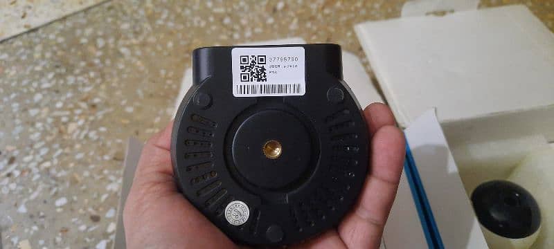 cctv camera wifi  card saport  2 box pak camera urgent sell 2