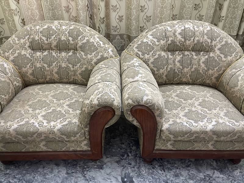 sofa set 4 single 2 triple seater 1