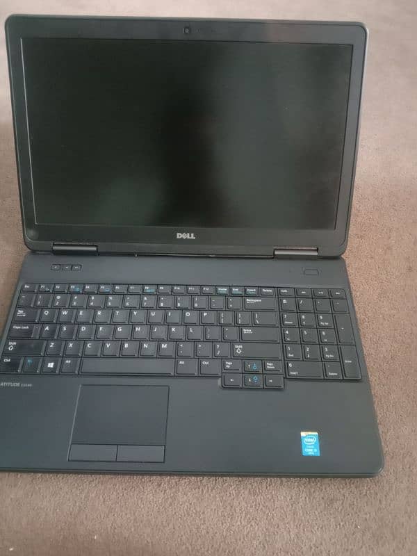 Dell E-5540 Laptop 8